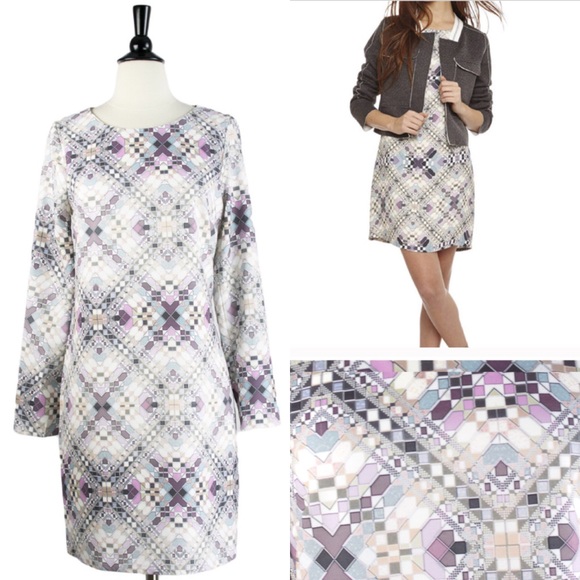 Lavand | Long Sleeve Geometric Print Shift Dress - Picture 2 of 7